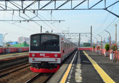 Explorez Jakarta comme jamais auparavant : Mode d&rsquo;emploi du KRL Commuterline